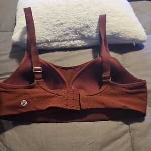 lululemon athletica Women's Rust Sports Bra